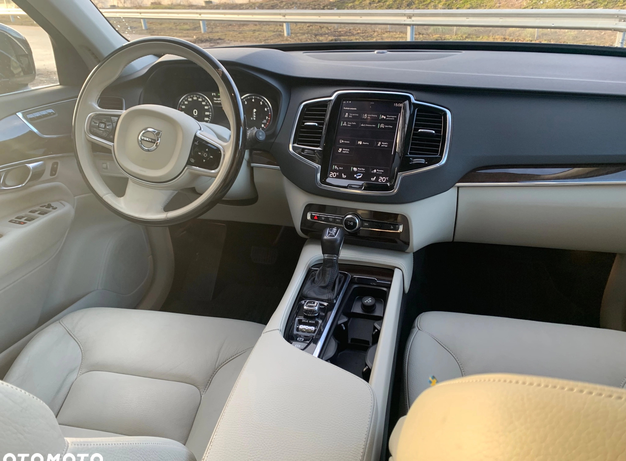 Volvo XC 90 cena 115000 przebieg: 151500, rok produkcji 2015 z Wołczyn małe 781